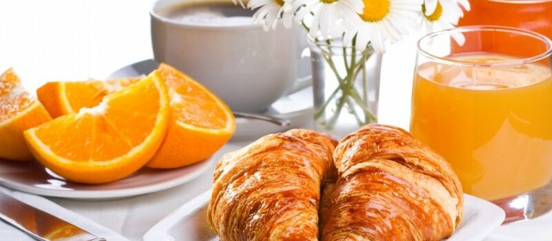 croissants-et-jus-d-orange