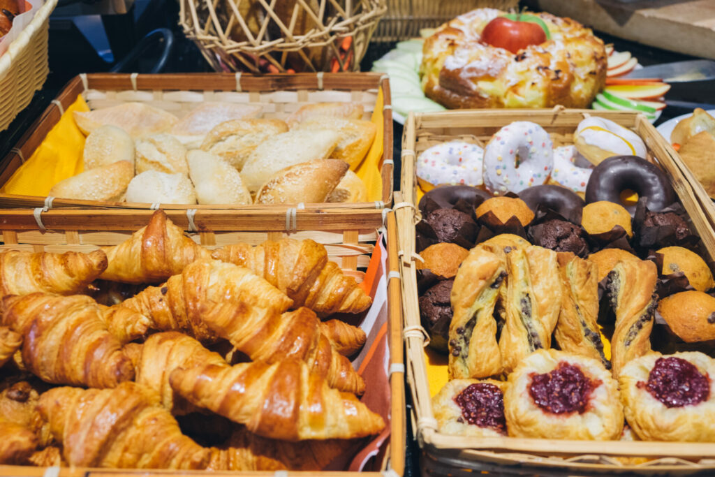 Viennoiseries Orange Hotel Petit Déjeuner