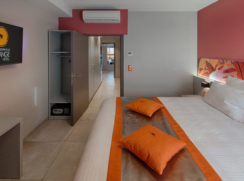 Appartement 60m2 Orange Hotel