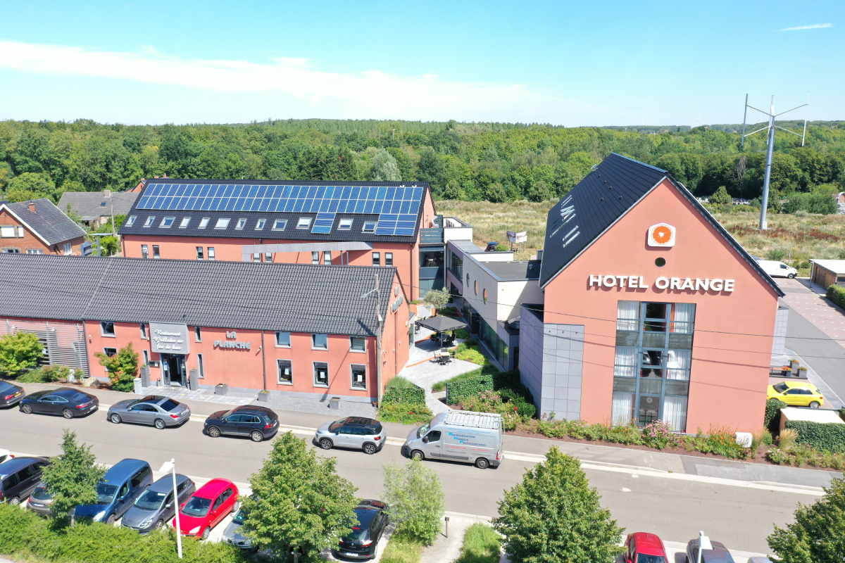 Hôtel en Hainaut vu de l'extérieur